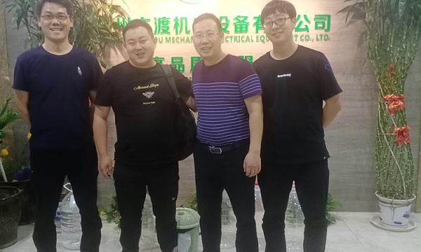 客户参观六渡机电工厂