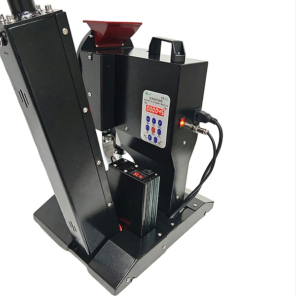 六渡广告喷绘写真布全自动打扣机自动下扣灯箱刀刮布纸袋扣眼机