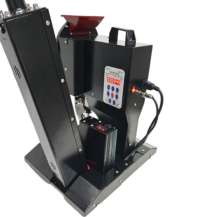 六渡广告喷绘写真布全自动打扣机自动下扣灯箱刀刮布纸袋扣眼机